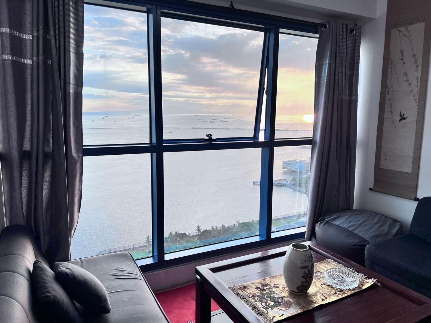 Dreamy Sunset Bay Aparthotel Manila Exterior photo